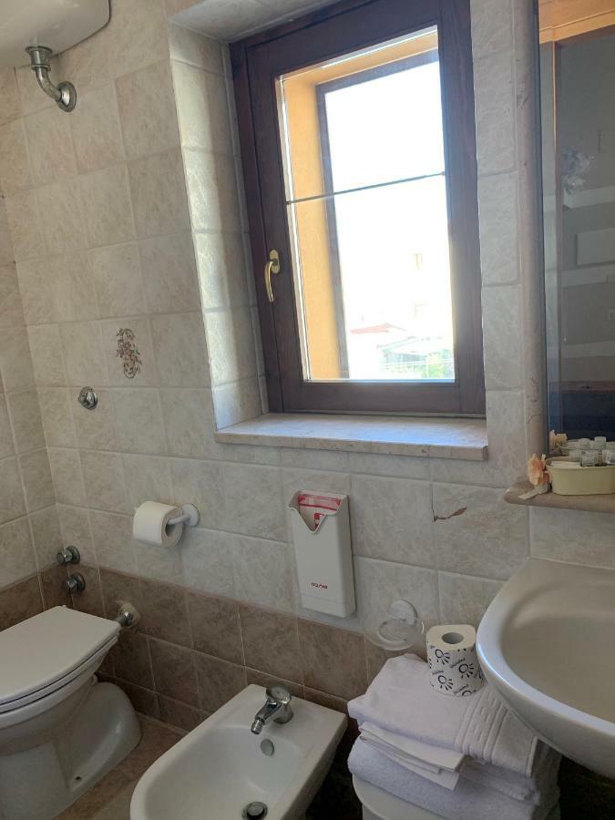 Albergo Ristorante Del Cacciatore Foggia Exteriér fotografie